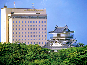 ホテルと浜松城はすぐ近く